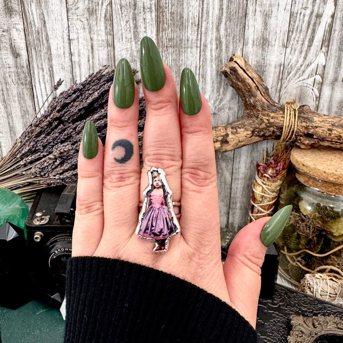 party girl doll statement ring, fine silver, size 9