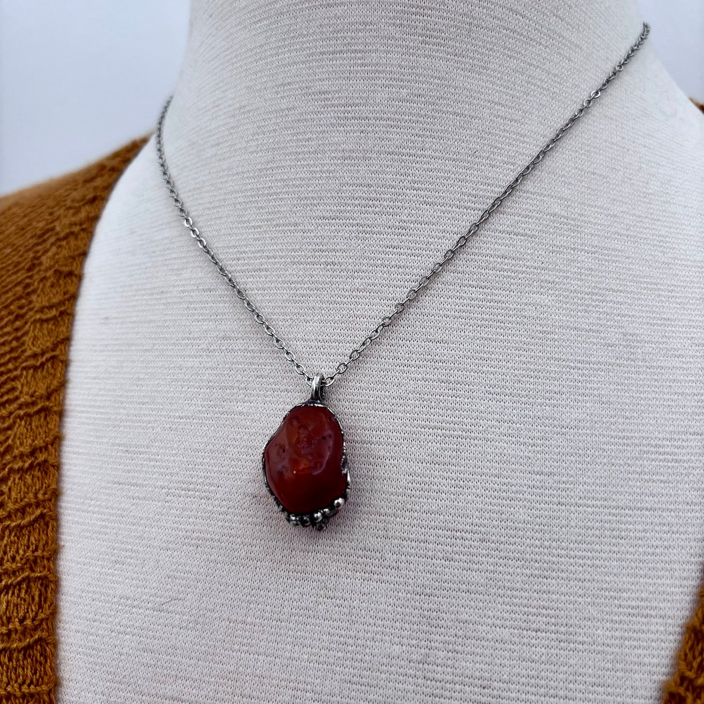 Dainty Pebble Necklace in Moss Agate or Carnelian in Silver/ Foxlark Collection