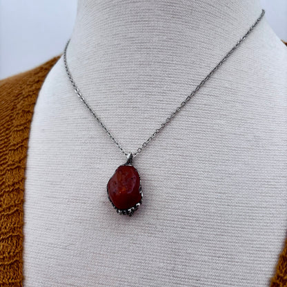 Dainty Pebble Necklace in Moss Agate or Carnelian in Silver/ Foxlark Collection