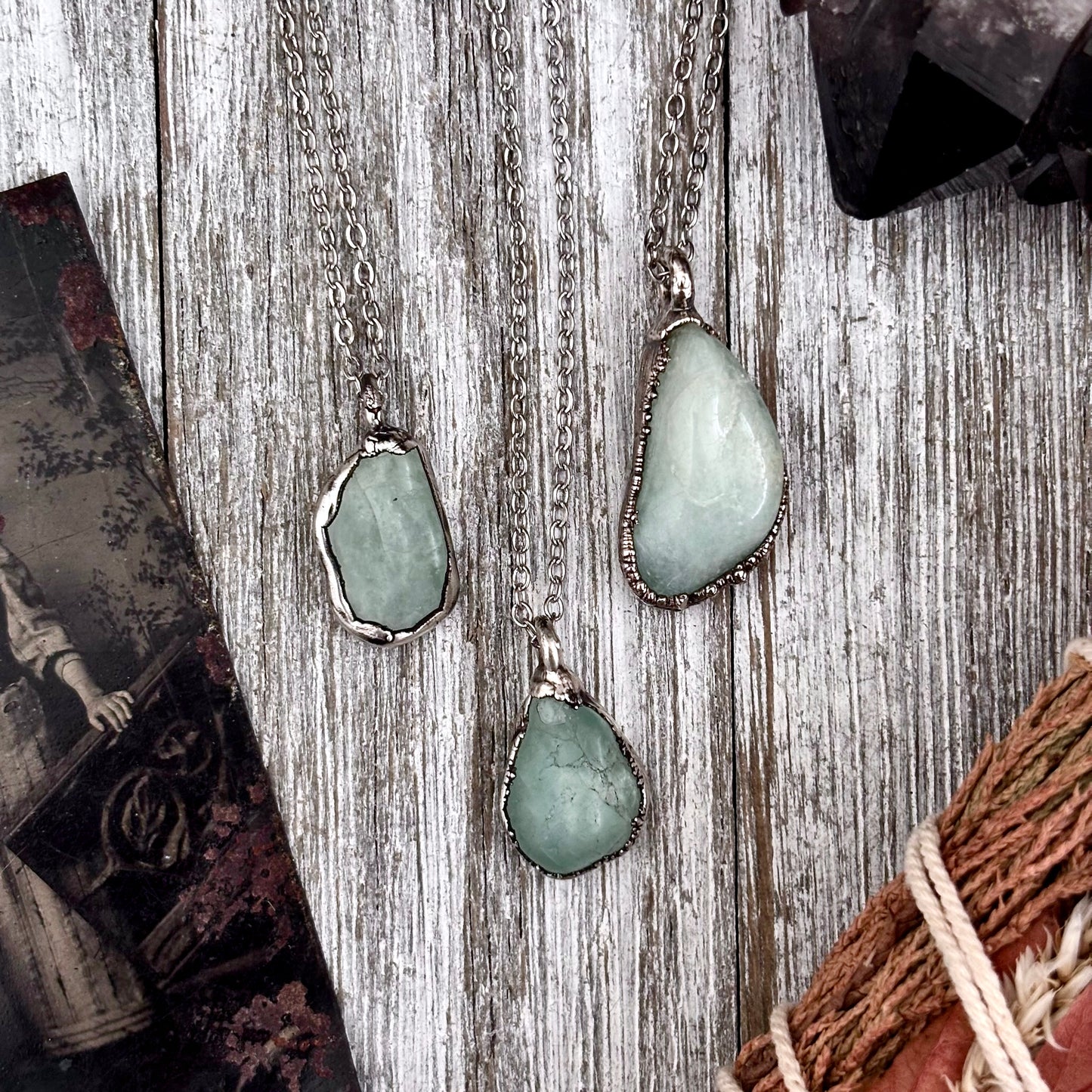 Dainty Pebble Necklace in Aquamarine, Clear Quartz or Black Onyx in Silver/ Foxlark Collection