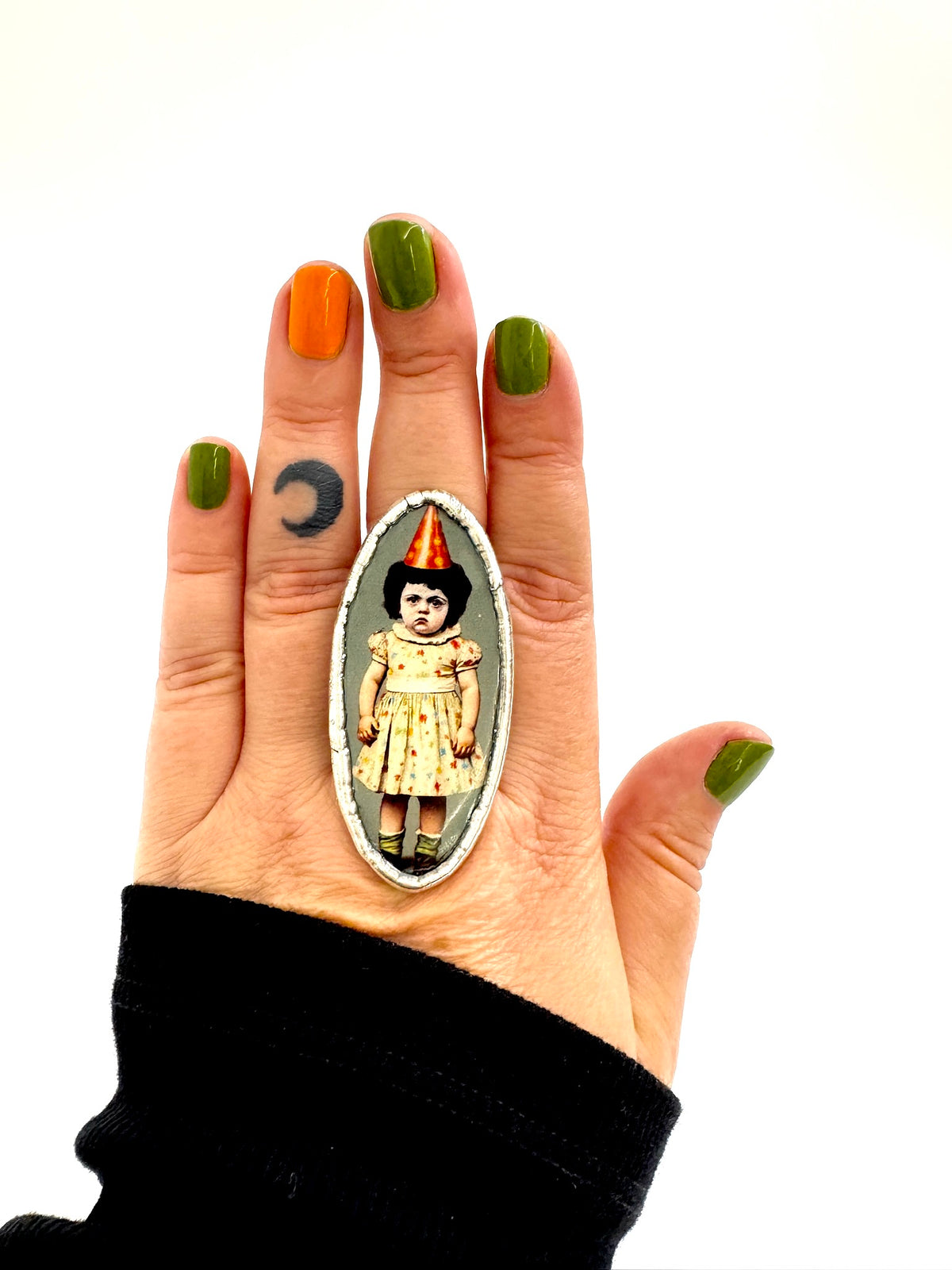 party girl statement ring, fine silver, size 8.5
