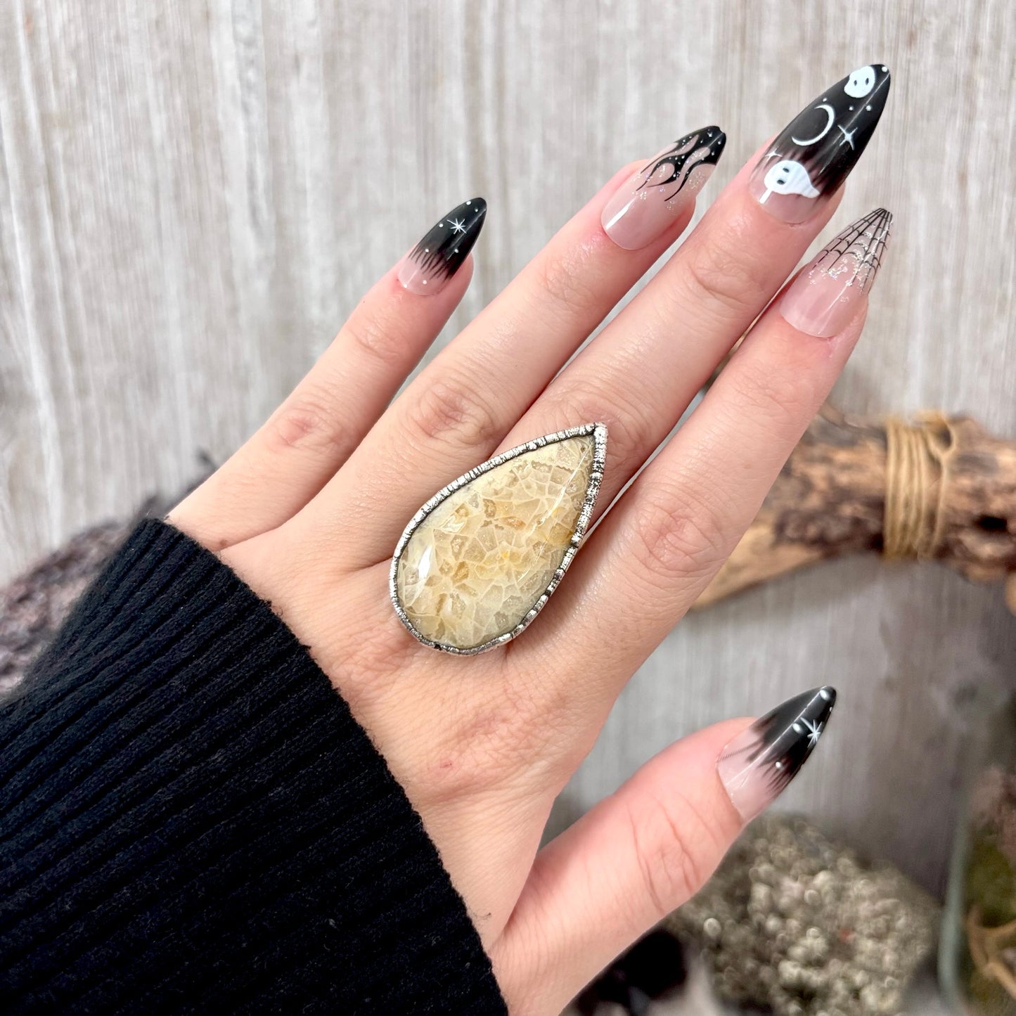 Fossilized Coral Crystal Ring Fine Silver Size 8 / Foxlark Collection - One of a Kind