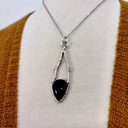 Black Onyx Crystal Necklace in Silver /Sticks & Stones Collection FOXLARK