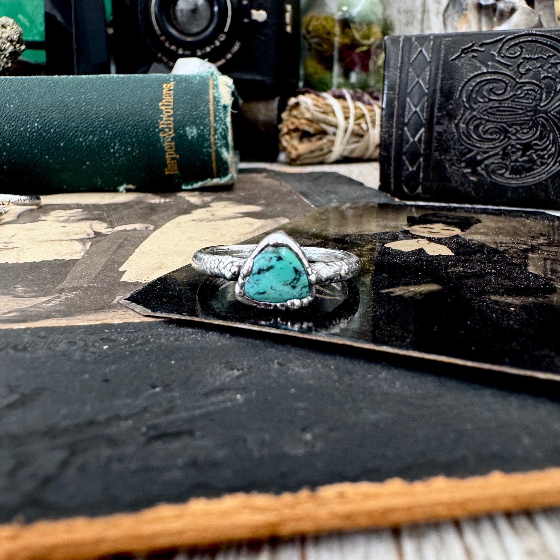Handmade Tibetan Turquoise Ring in Fine Silver / Size 6.5 8 9 10 10.5 / Foxlark Collection FOXLARK