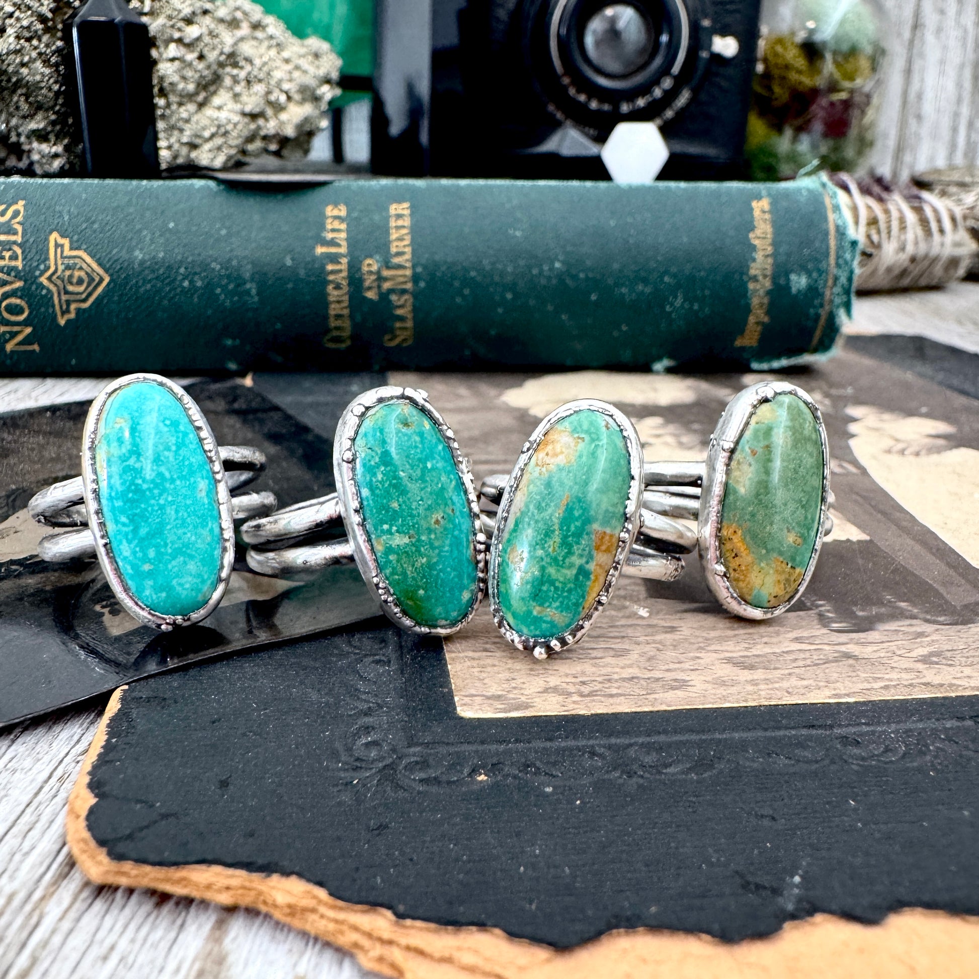 Handmade Tibetan Turquoise Ring in Fine Silver / Size 7 8 9 / Foxlark Collection FOXLARK