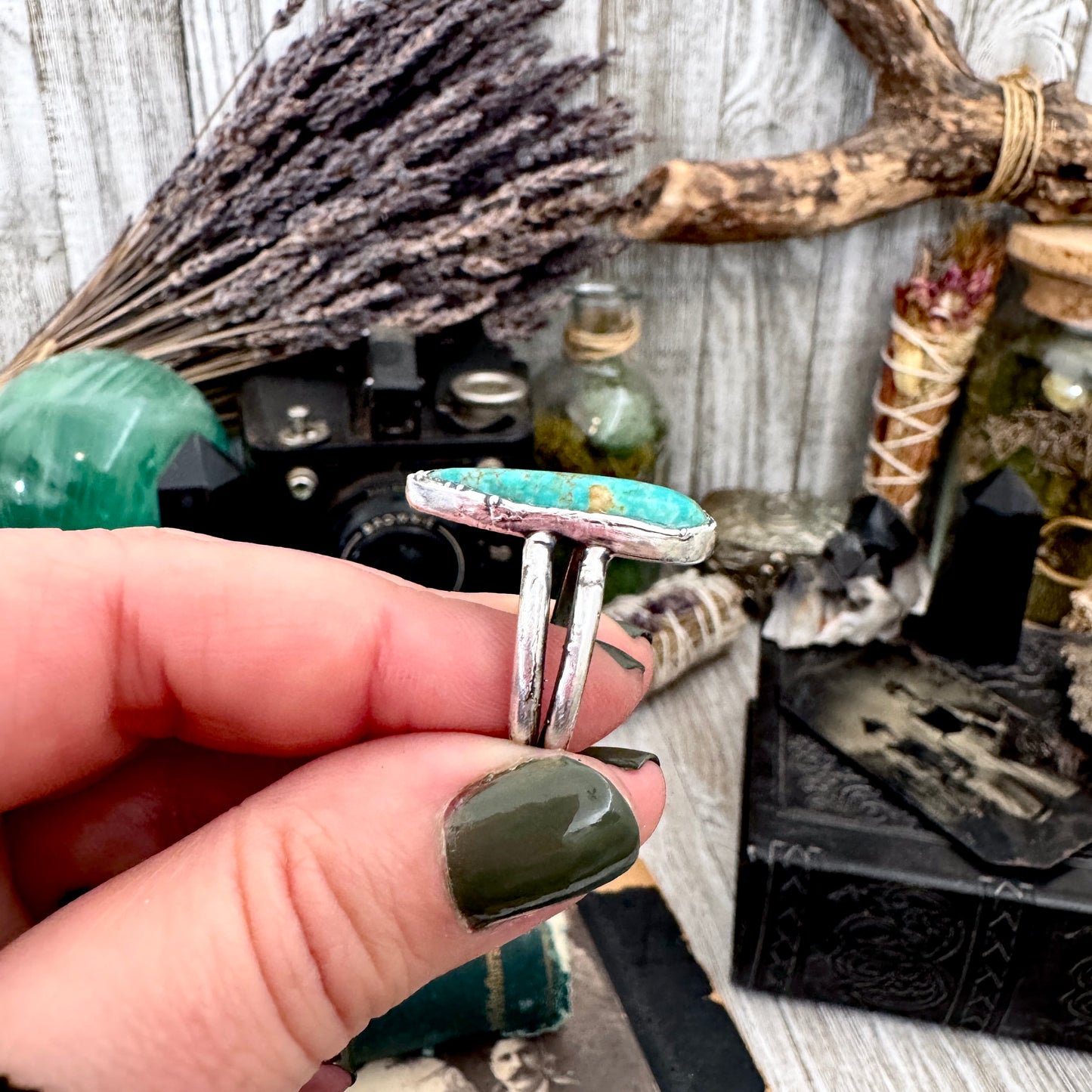 Handmade Tibetan Turquoise Ring in Fine Silver / Size 7 8 9 / Foxlark Collection