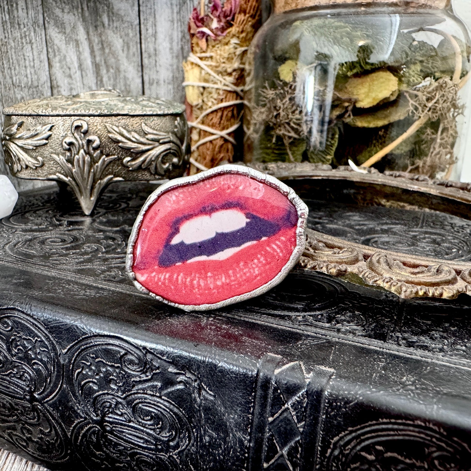 Vintage Lips- Fine Silver Ring Size 10.5 The Paper Projects Collection / One of a Kind FOXLARK
