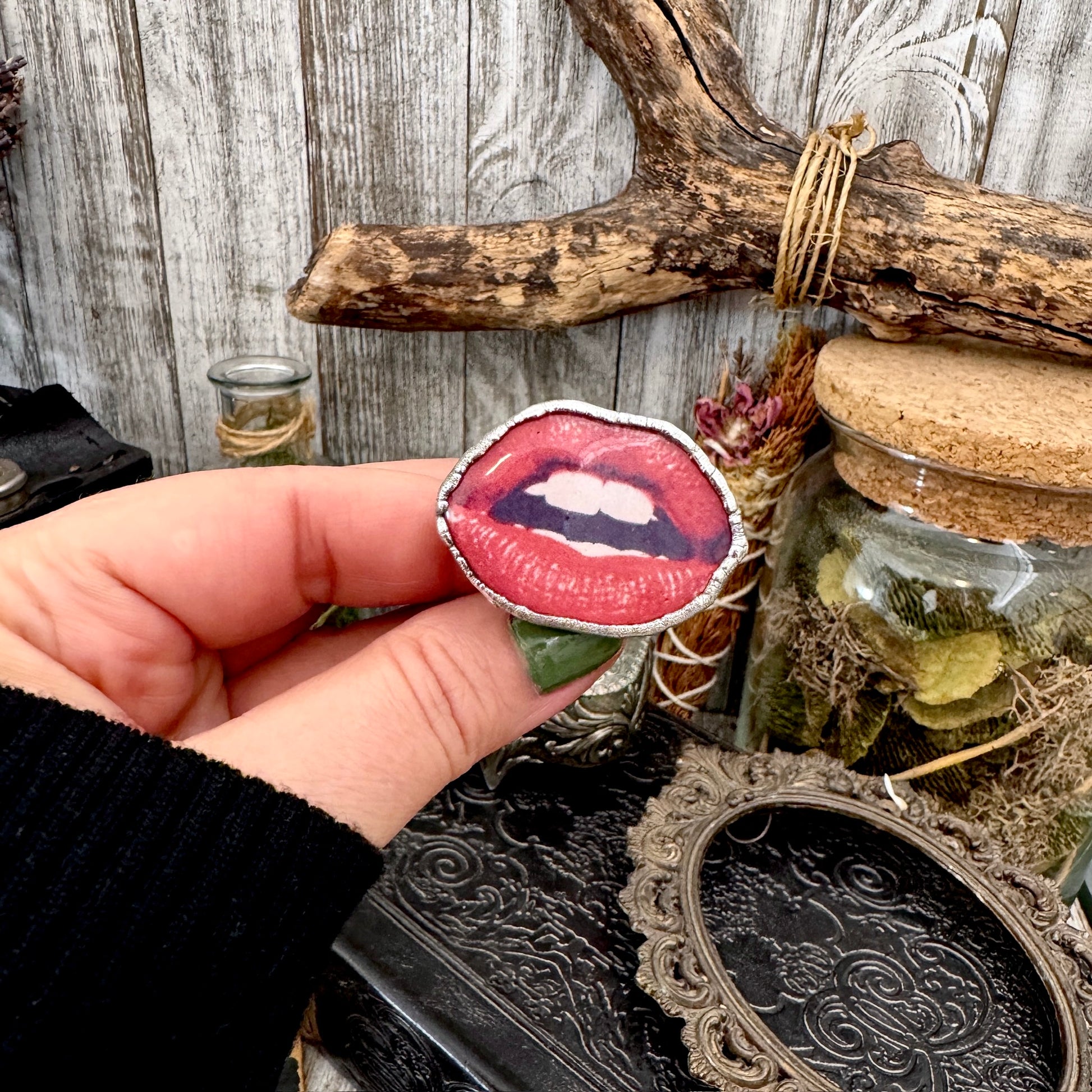 Vintage Lips- Fine Silver Ring Size 10.5 The Paper Projects Collection / One of a Kind FOXLARK