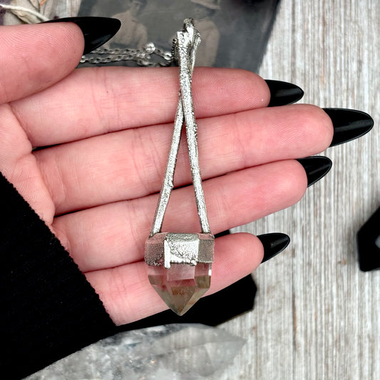 Included Quartz Crystal Necklace in Silver / Sticks & Stones Collection