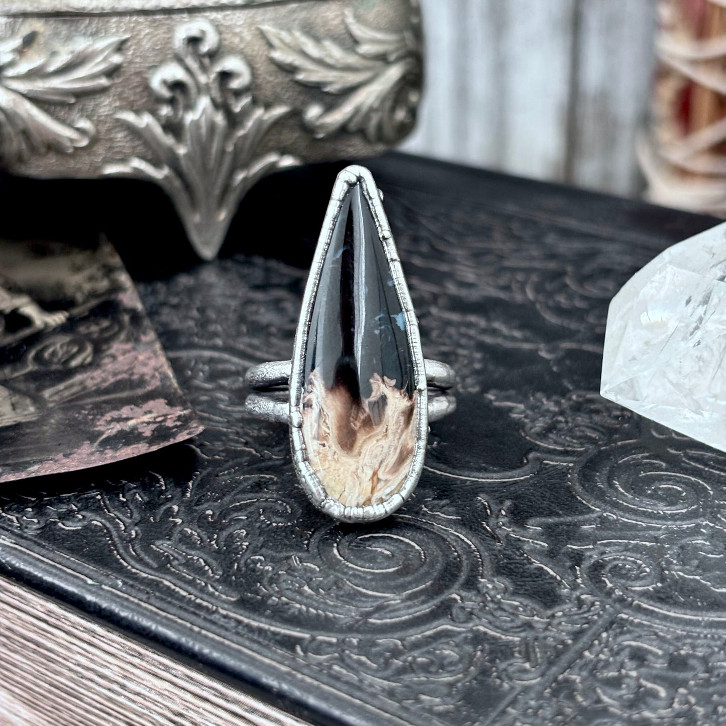 Fossilized Palm Root Crystal Ring Fine Silver Size 8.5 / Foxlark Collection - One of a Kind