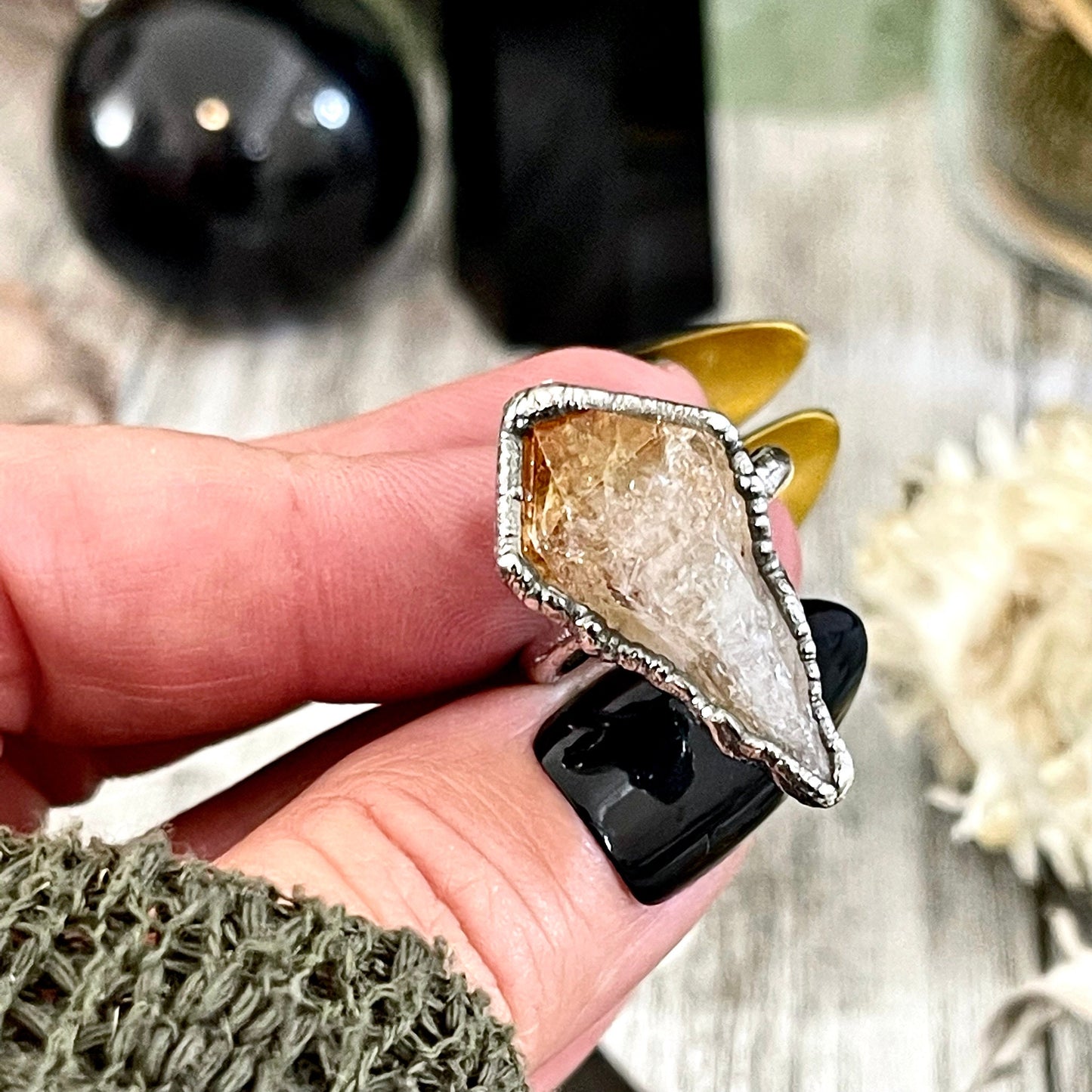 Dainty Raw Citrine Crystal Ring in Fine Silver Size 5 6 7 8 9 / / Crystal Jewelry December Birthstone Jewelry Yellow Gemstone Boho Jewelry