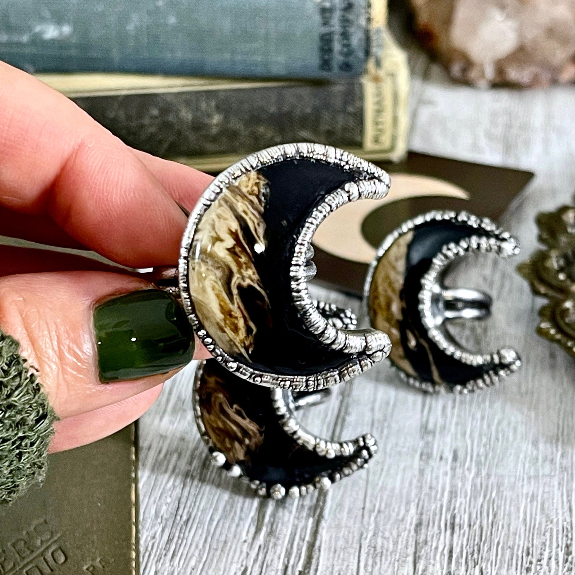 Crescent Moon Fossilized Palm Root Ring in Silver Size 5 6 7 8 9 10 /.