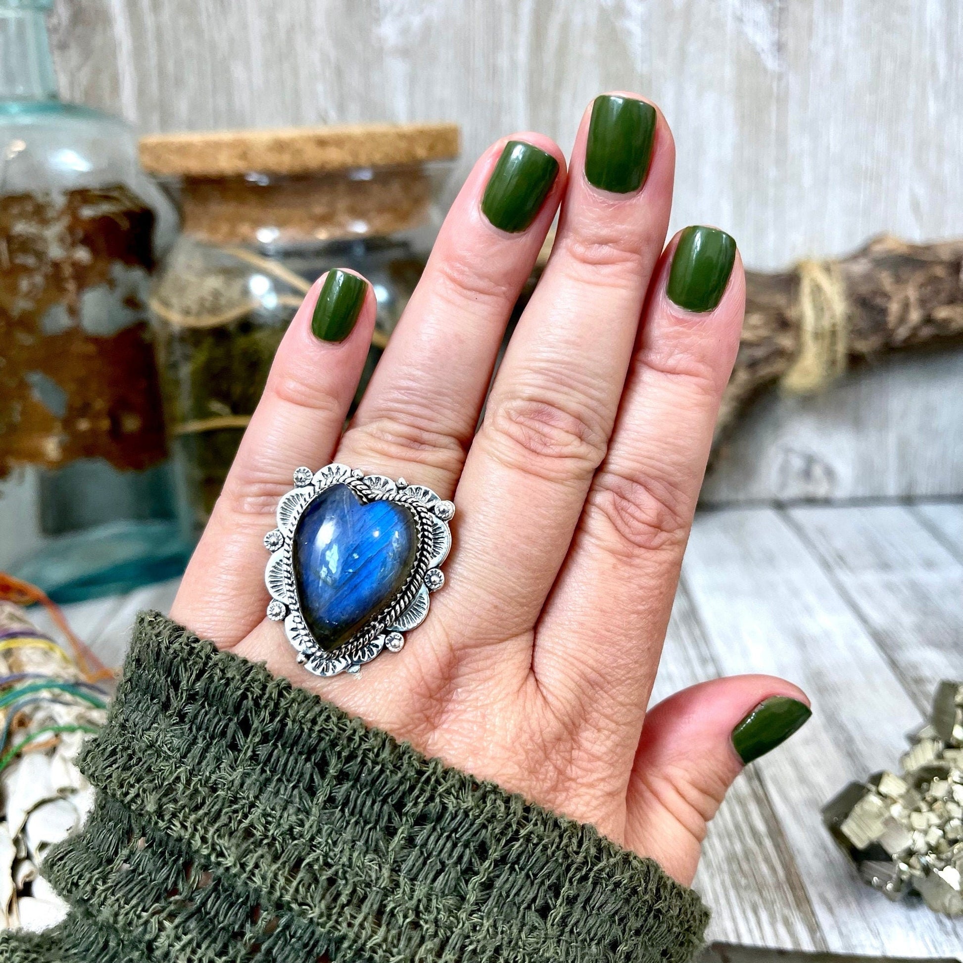 Labradorite Heart Crystal Statement Ring in Sterling Silver 925 - Adjustable to Size 6 7 8 9 - Designed by FOXLARK Collection.