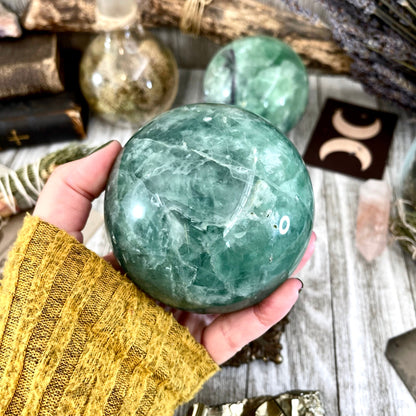 Big Crystal, Crystal cluster, Crystal Decor, Crystal Geode, Crystal Point, Crystal Sphere, Crystals, Etsy ID: 1590679461, Fluorite, Green Fluorite, healing crystals, Home & Living, Home Decor, large crystal, Rocks & Geodes