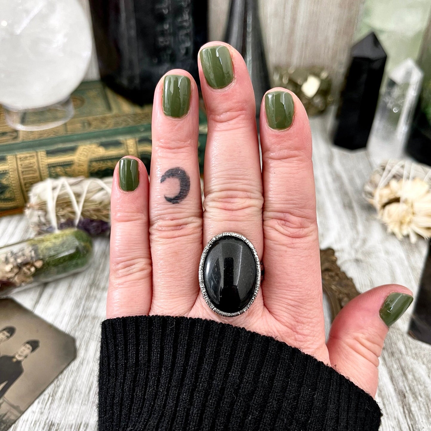 Natural Black Onyx Ring in Fine Silver Size 6 7 / Large Crystal Ring - Black Stone Ring - Silver Crystal Ring - Bohemian Jewelry